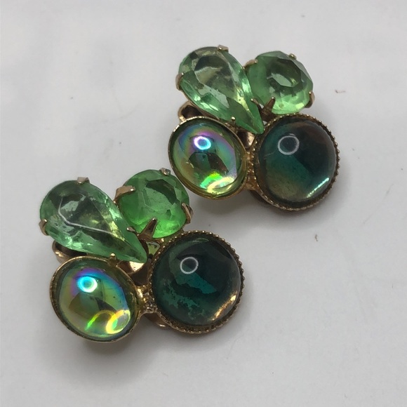 VTG Clip On Dimensional Green Art Glass Earrings - Picture 7 of 7